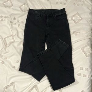 American eagle jeans size 2. Work a few times. Like new condition.